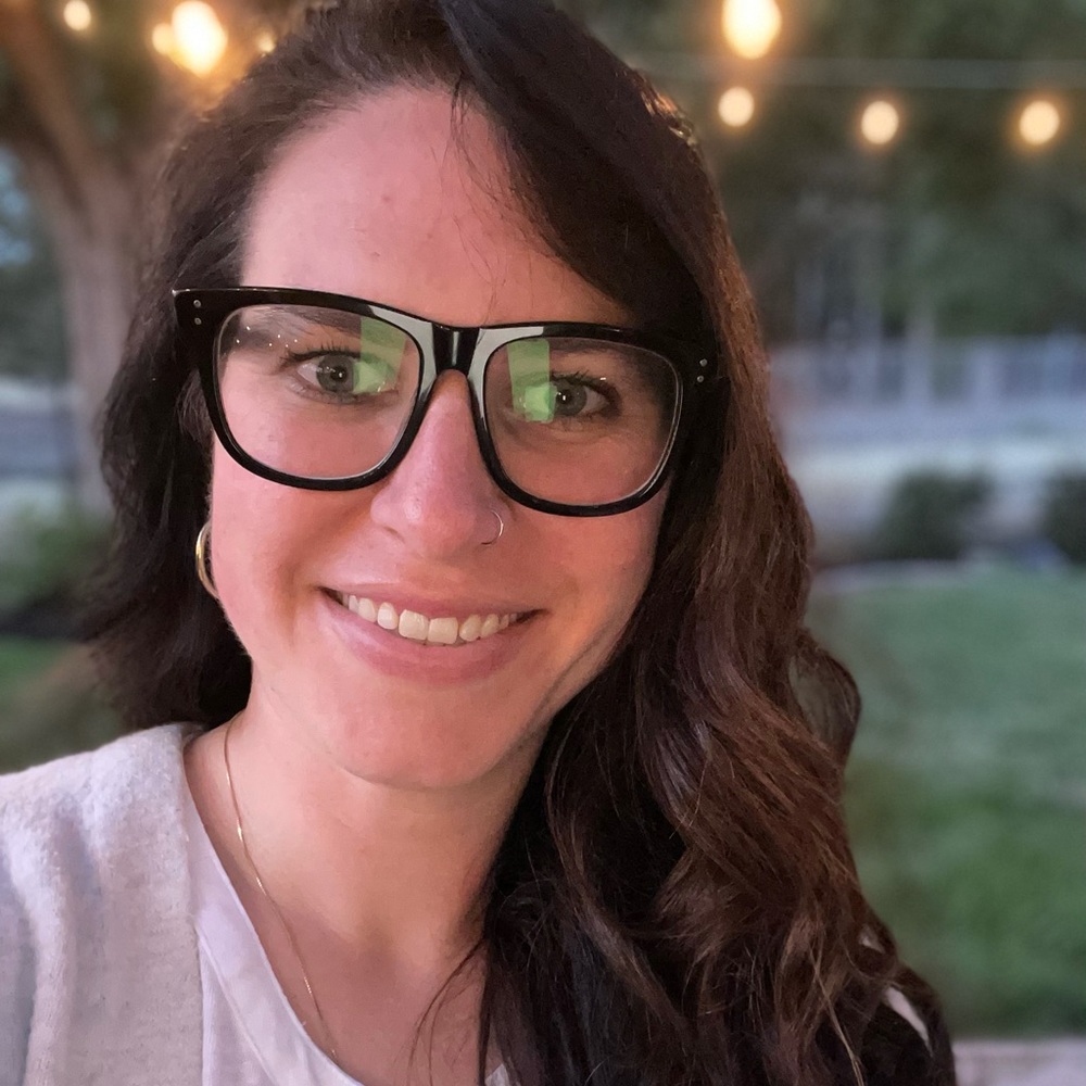 Meet your Posher, Dana